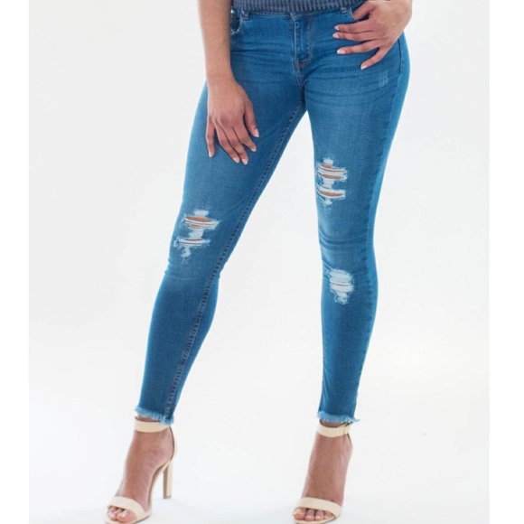 The Perfect Jeans - Picture 4 of 4